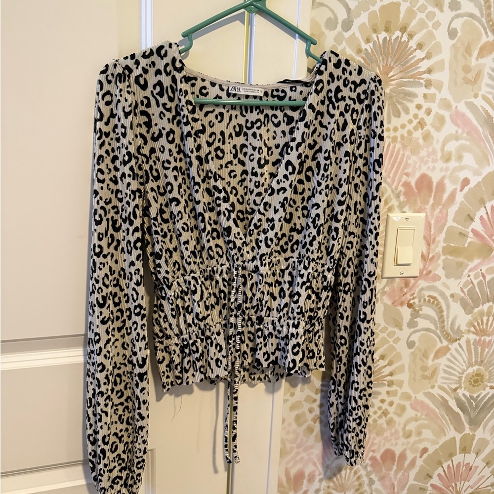 Zara Black and White Leopard Long Sleeve Blouse